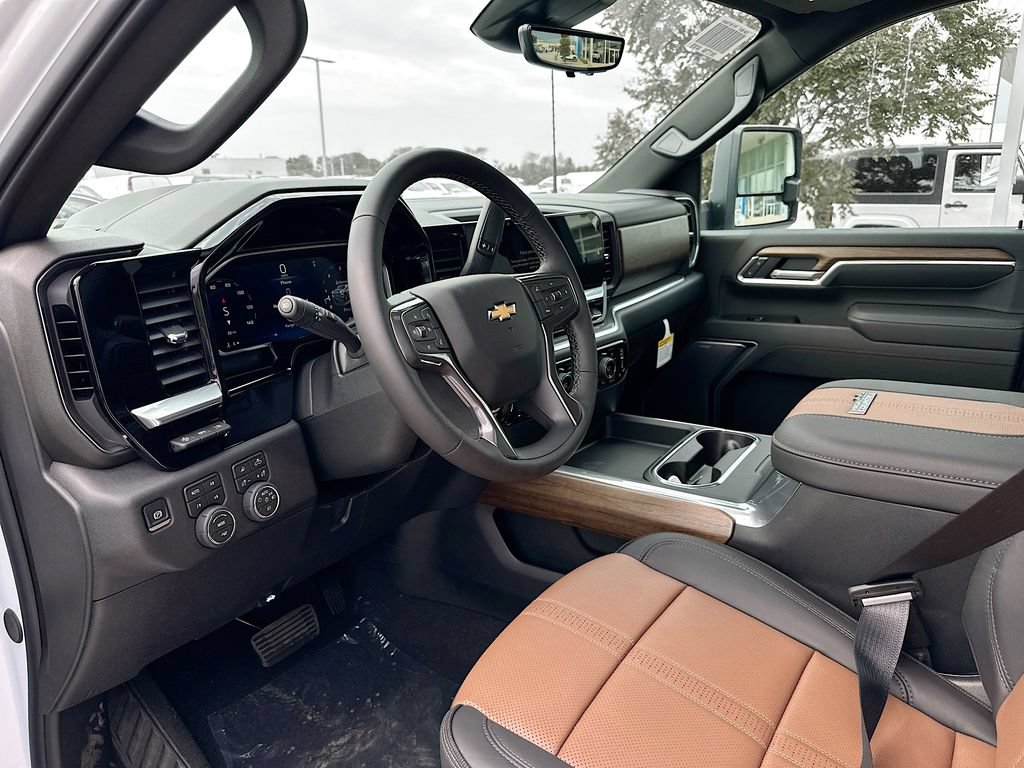 2026 Chevrolet Silverado 3500 HD High Country - Photo 12
