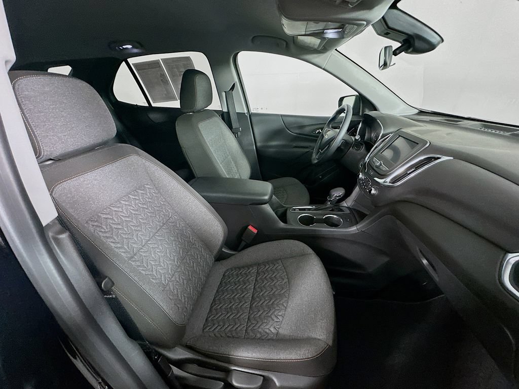 2024 Chevrolet Equinox LT - Photo 35