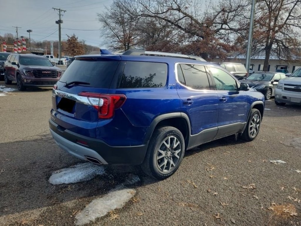 Used 2023 GMC Acadia SLE SUV