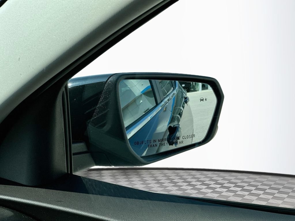 2024 Chevrolet Equinox LT - Photo 24