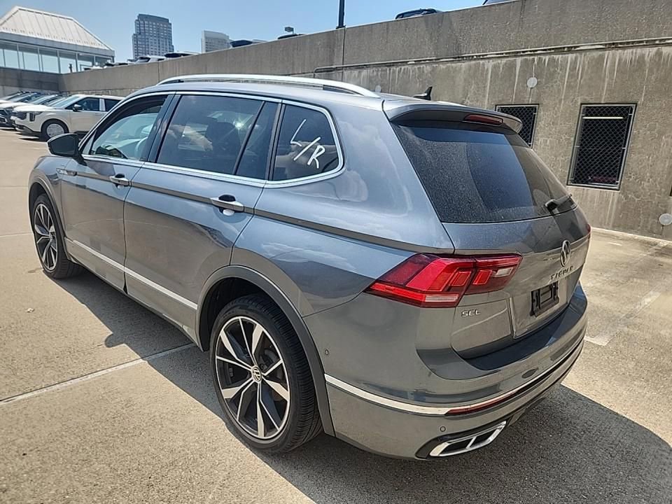 2022 Volkswagen Tiguan SEL Premium R-Line photo 3
