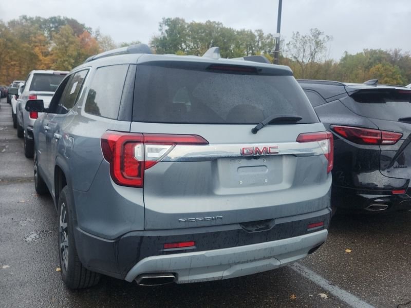 2023 Gmc Acadia SLE photo 3