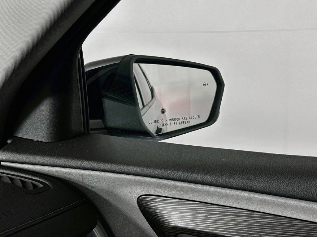 2024 GMC Terrain SLT - Photo 26