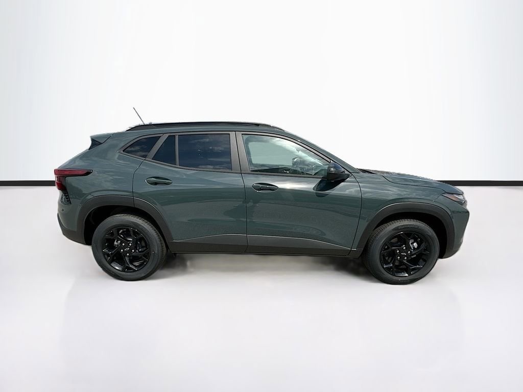 2026 Chevrolet Trax LT - Photo 10