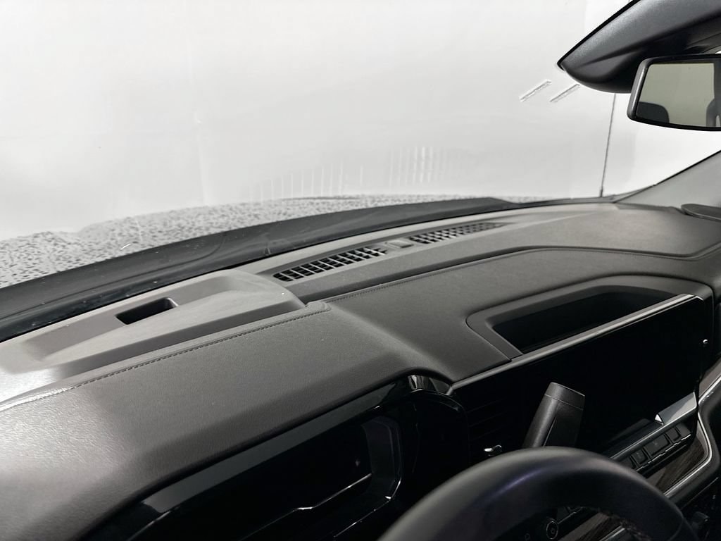 2023 Chevrolet Silverado 1500 LT - Photo 12