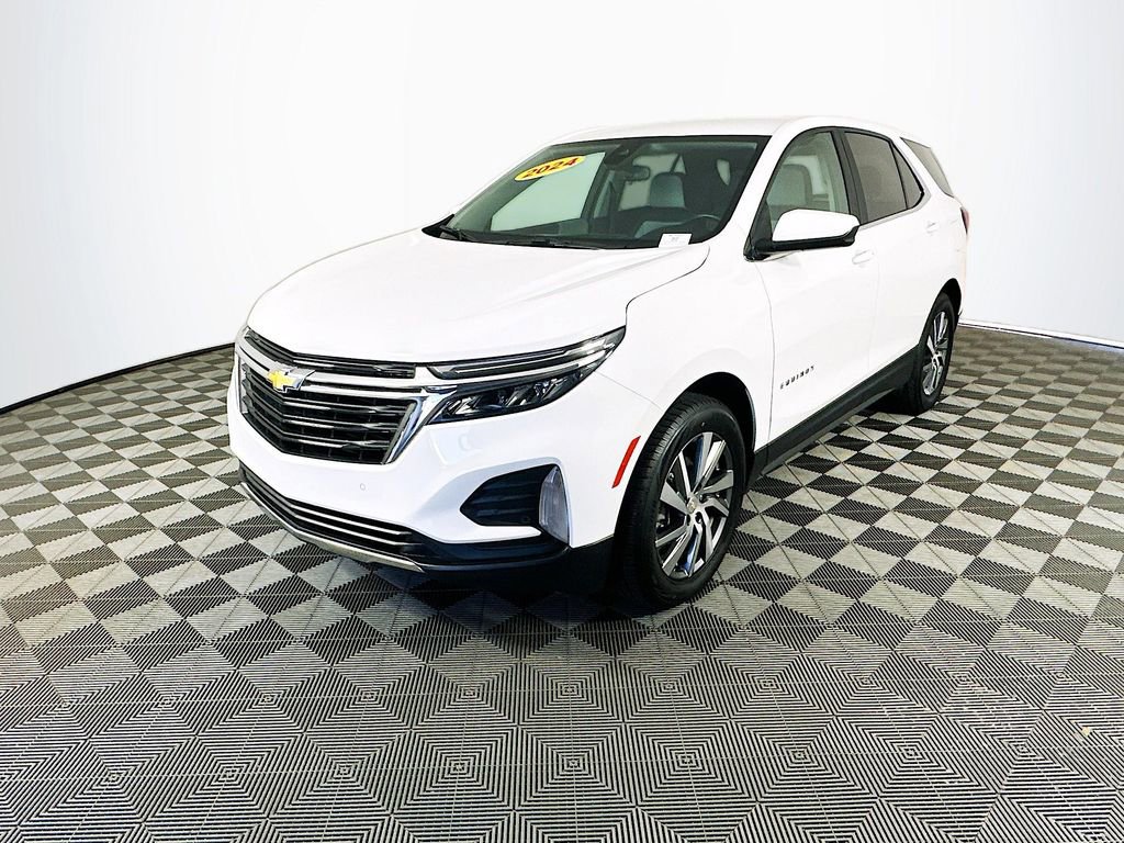 2024 Chevrolet Equinox LT photo 4