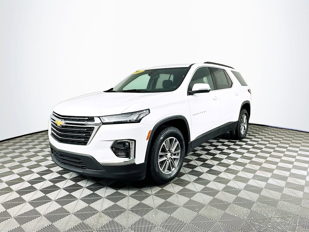 Used 2023 Chevrolet Traverse LT Cloth SUV