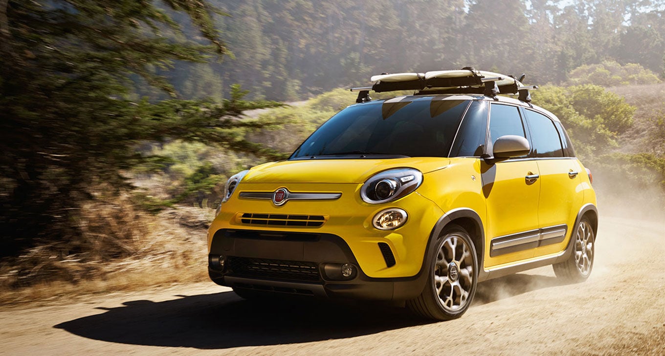 2014 FIAT 500L in Yellow Off Road.jpg 2014 FIAT 500L in Yellow Off Road