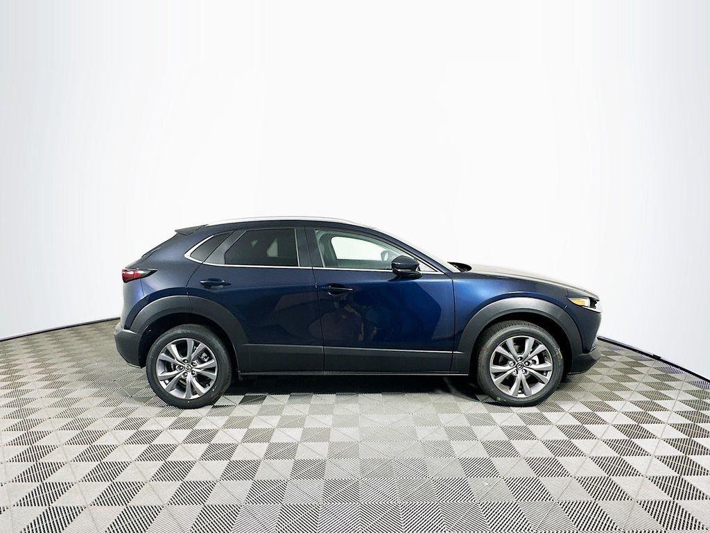 2025 Mazda CX-30 Preferred - Photo 10