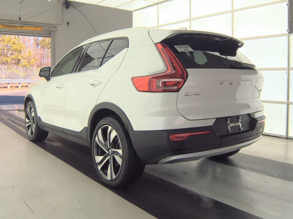 Used 2023 Volvo XC40 Ultimate SUV