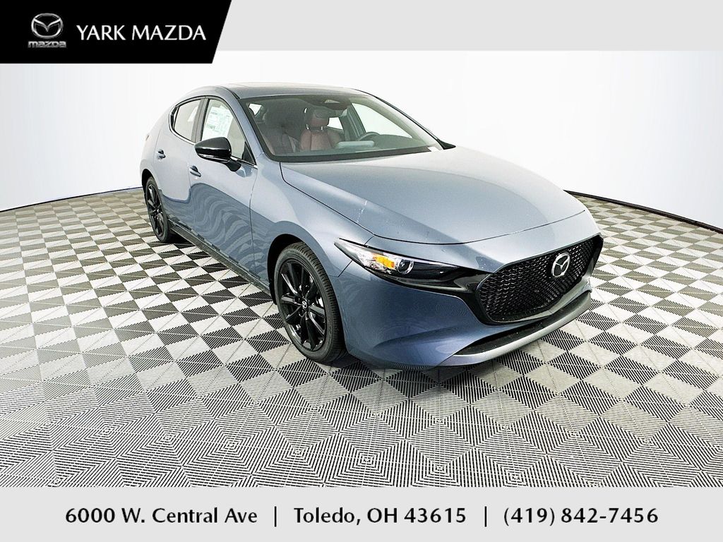 2026 Mazda Mazda3 Carbon Edition's photo