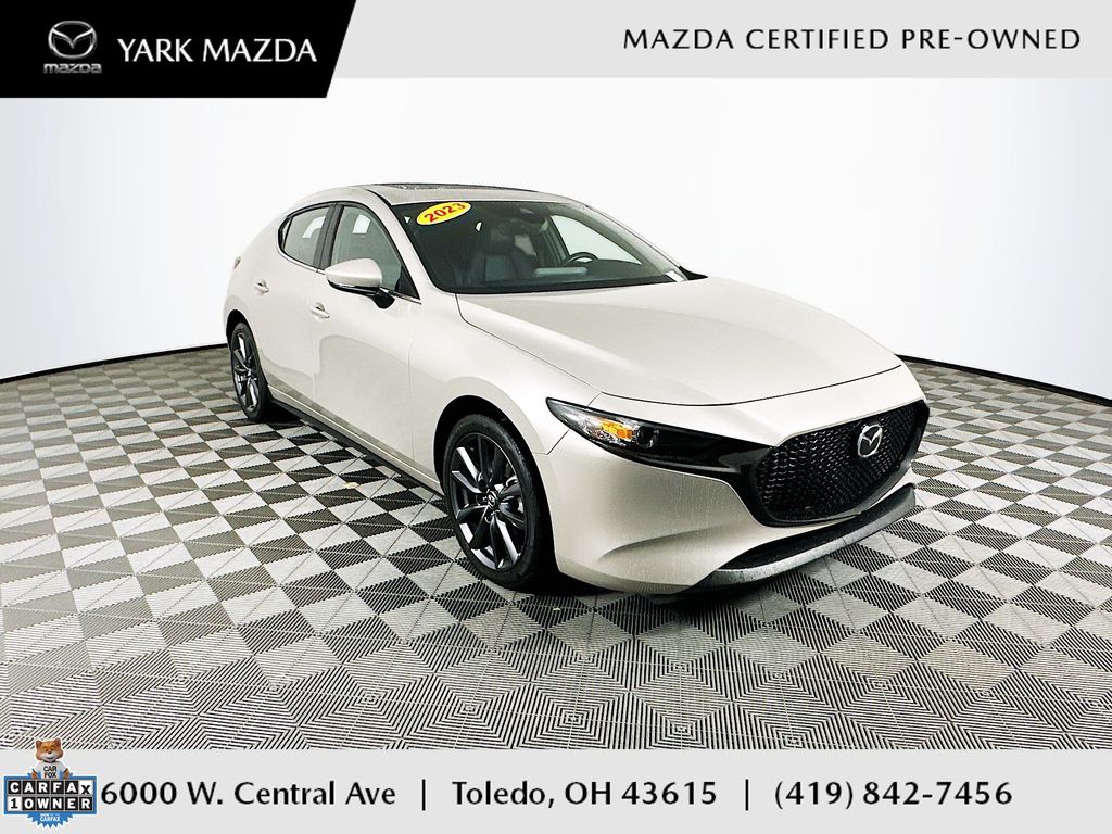 2023 Mazda Mazda3 Preferred's photo