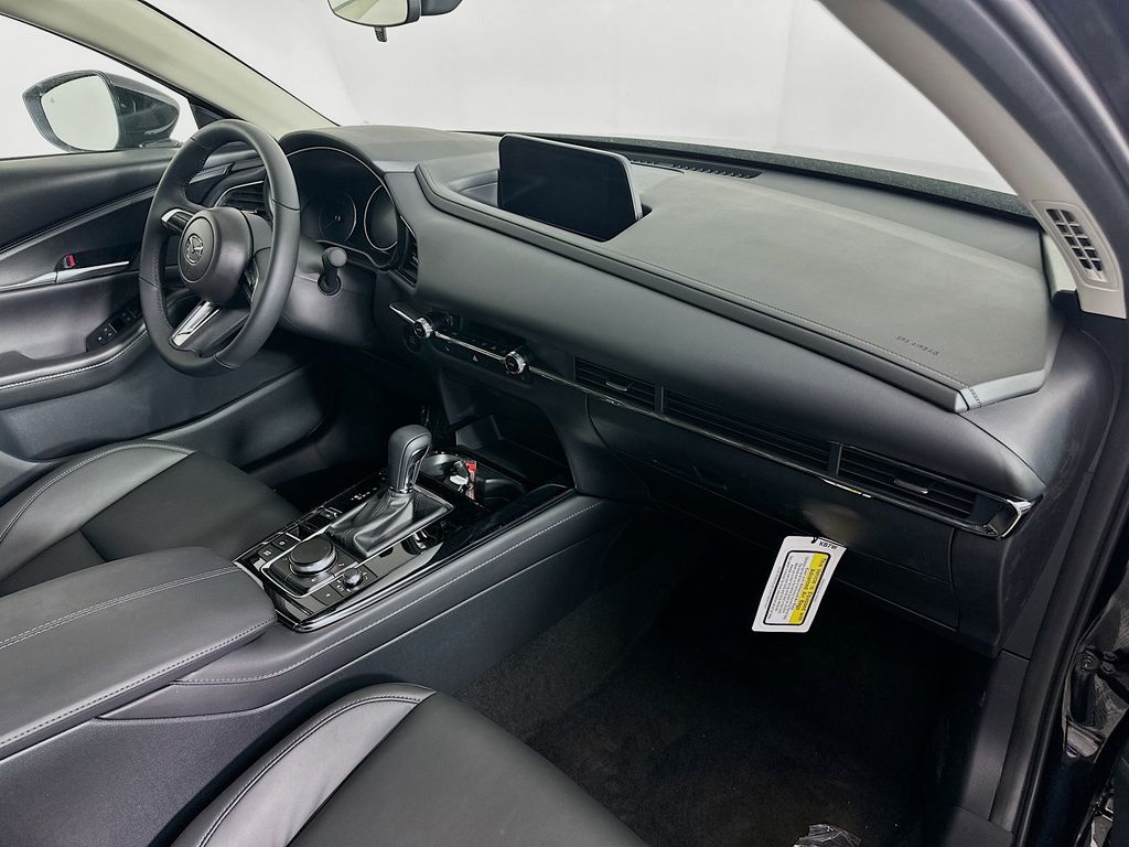2025 Mazda CX-30 Preferred - Photo 38