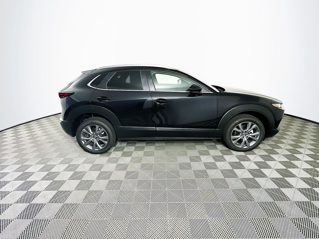 2025 Mazda CX-30 Preferred - Photo 11