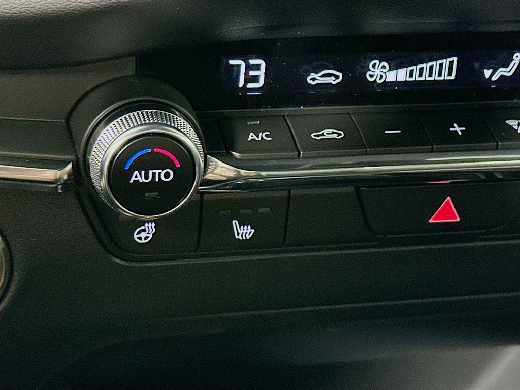 2026 Mazda Mazda3 Turbo Premium Plus - Photo 27