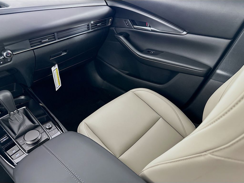 2025 Mazda CX-30 Preferred - Photo 31