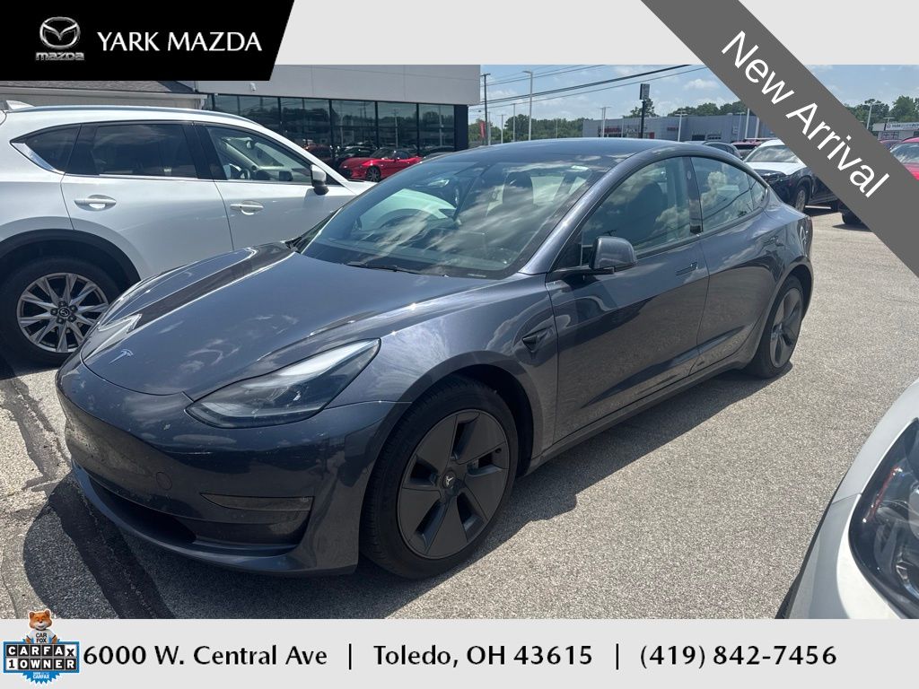 2022 Tesla Model 3 Long Range Dual Motor All-Wheel Drive's photo