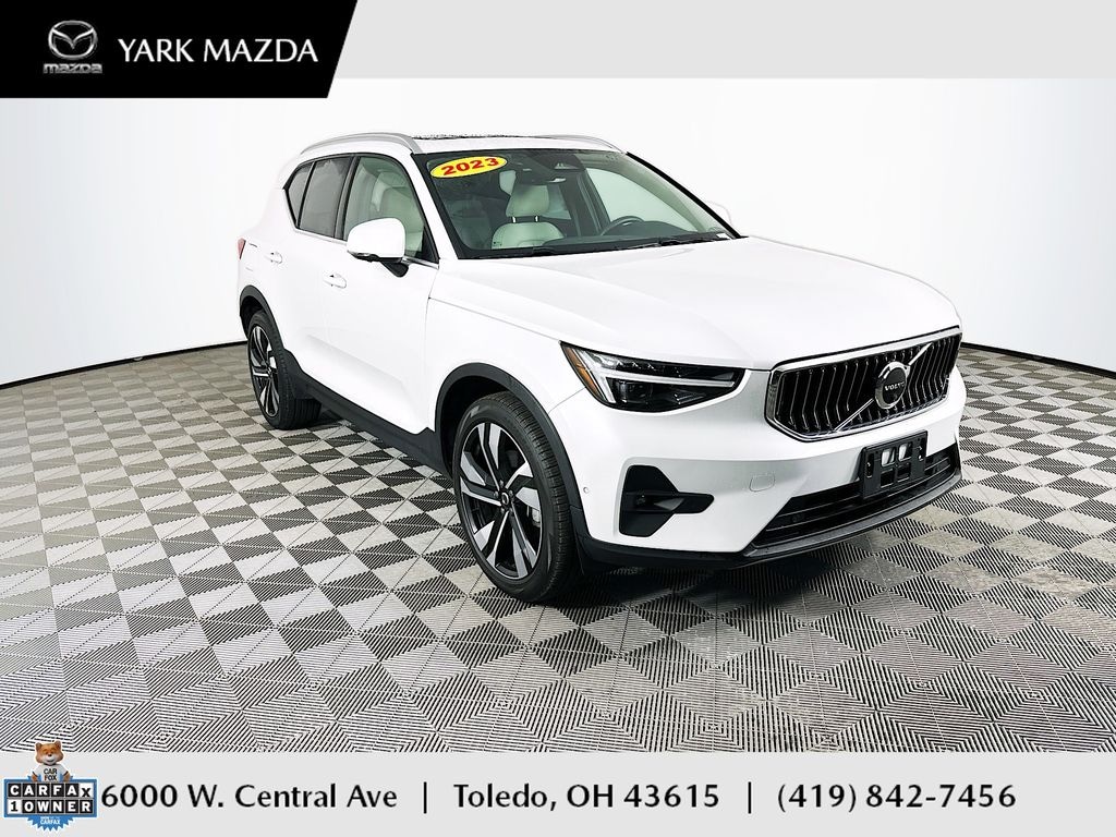 Used 2023 Volvo XC40 Ultimate SUV
