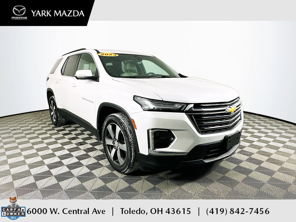 Used 2023 Chevrolet Traverse LT Leather SUV