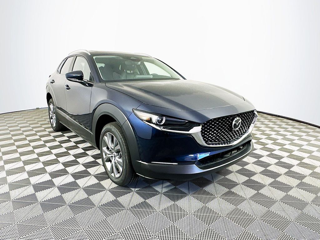 2025 Mazda CX-30 2.5 S Preferred photo 2