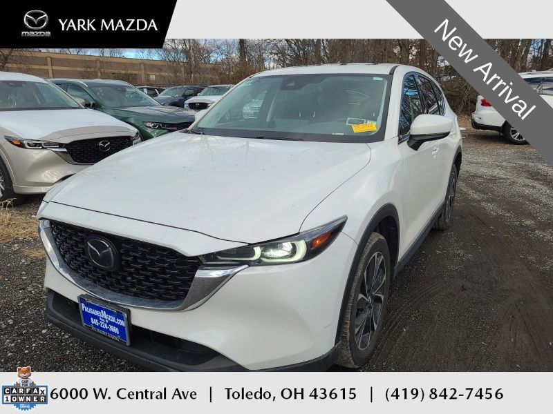 2023 Mazda CX-5 S Premium package's photo
