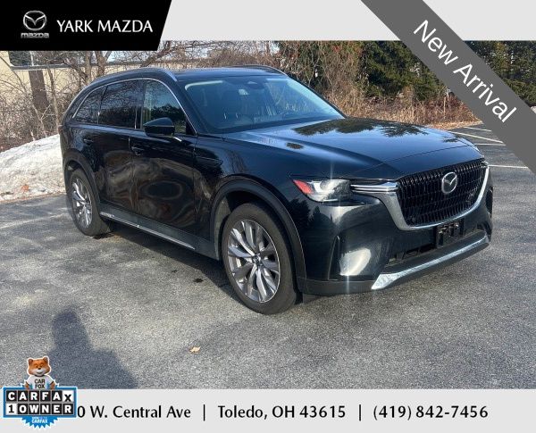 2024 Mazda CX-90 Turbo Premium Package's photo