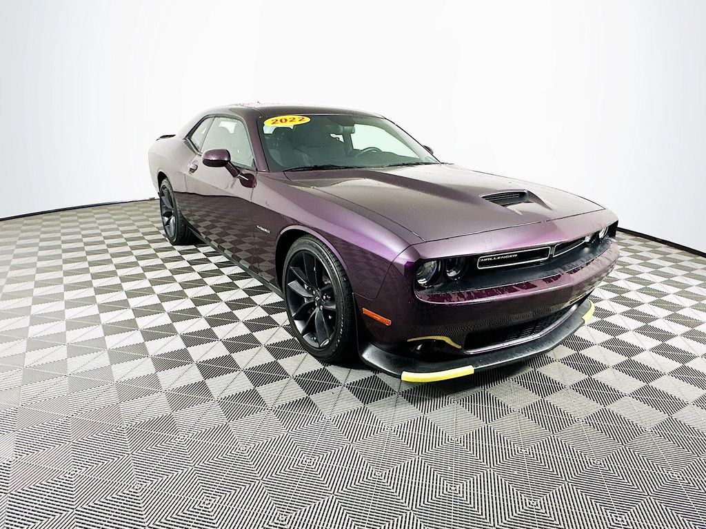 2022 Dodge Challenger R/T photo 2