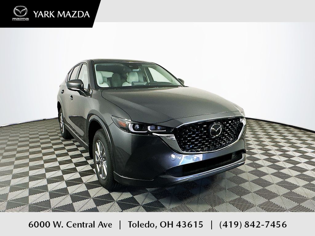 2025 Mazda CX-5's photo