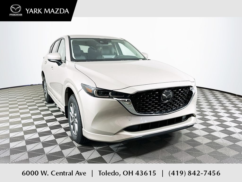 2025 Mazda CX-5 S Select Package's photo
