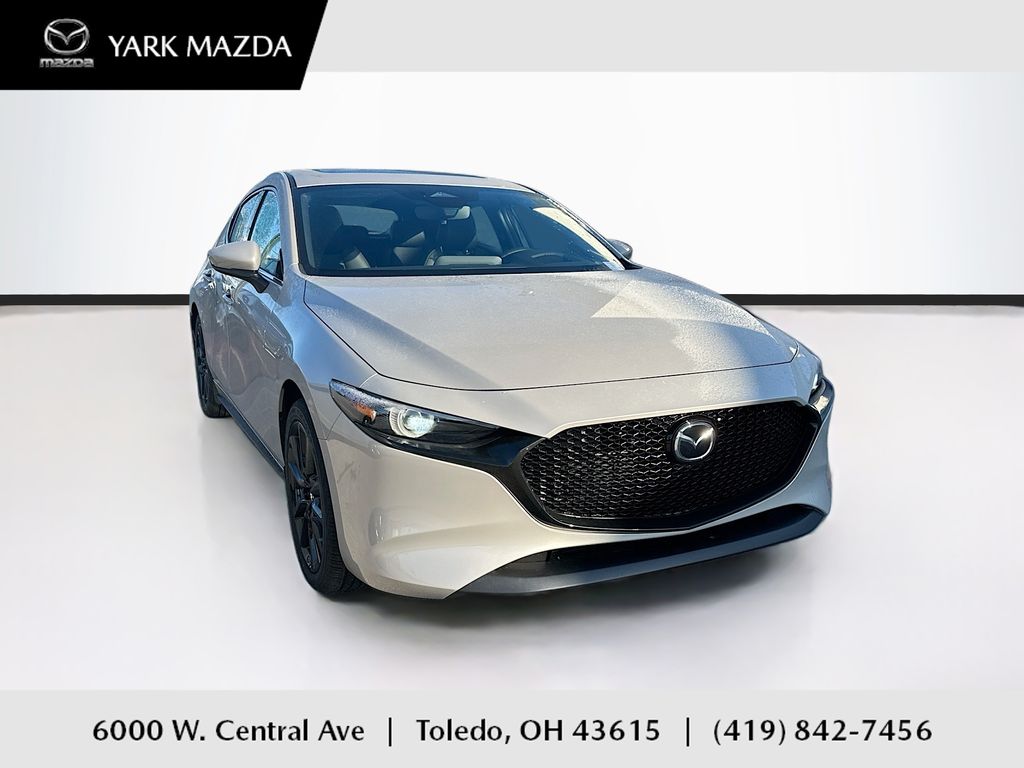 2026 Mazda Mazda3 Premium's photo