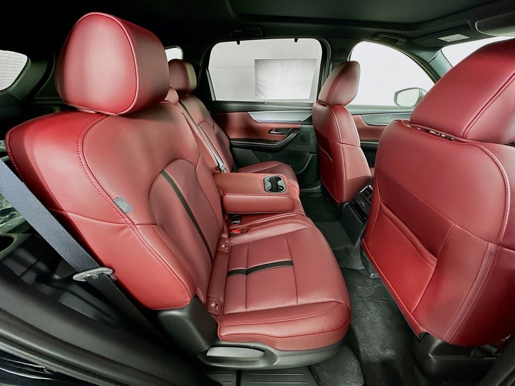 2026 Mazda CX-70 Premium Package - Photo 35
