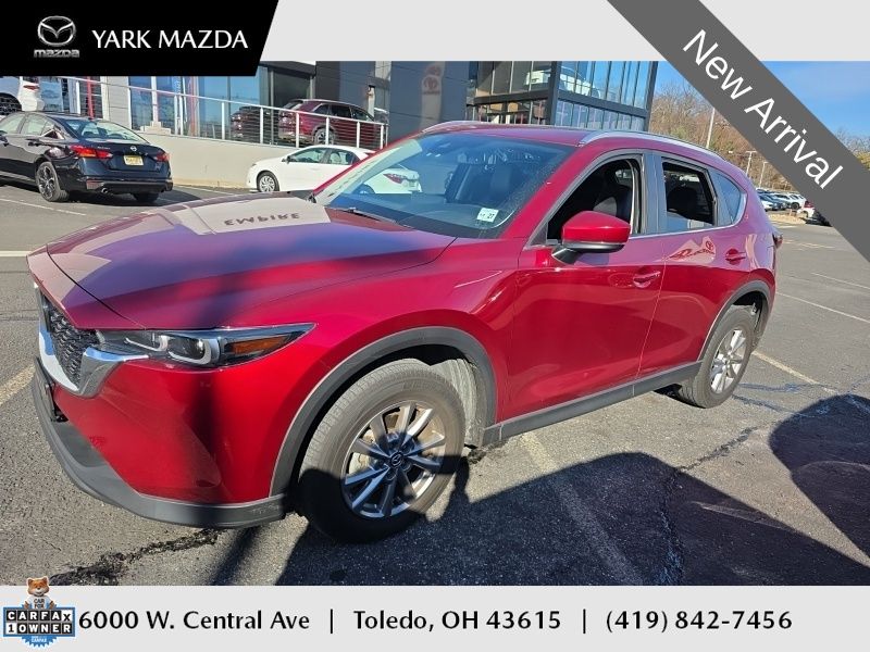 2023 Mazda CX-5 S Preferred package's photo