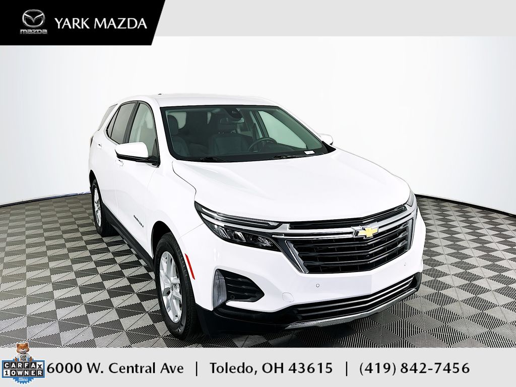 2024 Chevrolet Equinox LT's photo