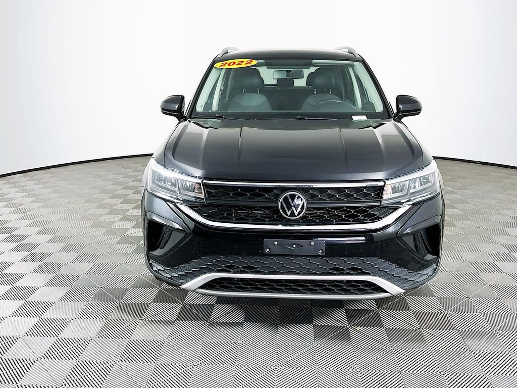 Used 2022 Volkswagen Taos 1.5T SE SUV