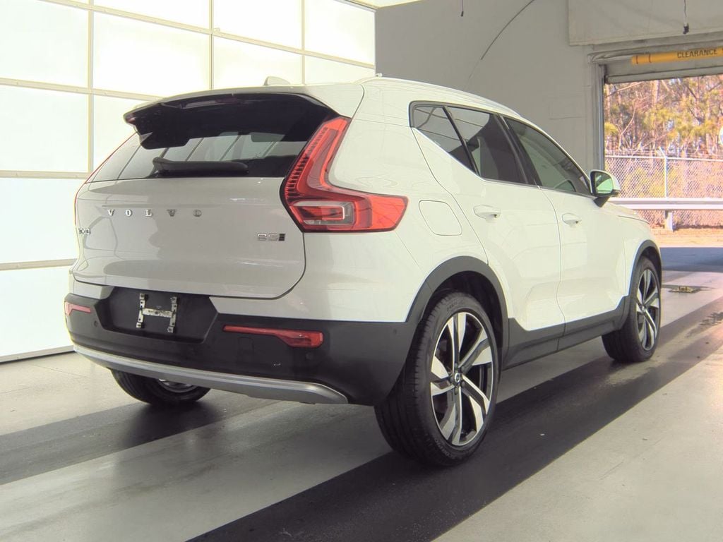 Used 2023 Volvo XC40 Ultimate SUV