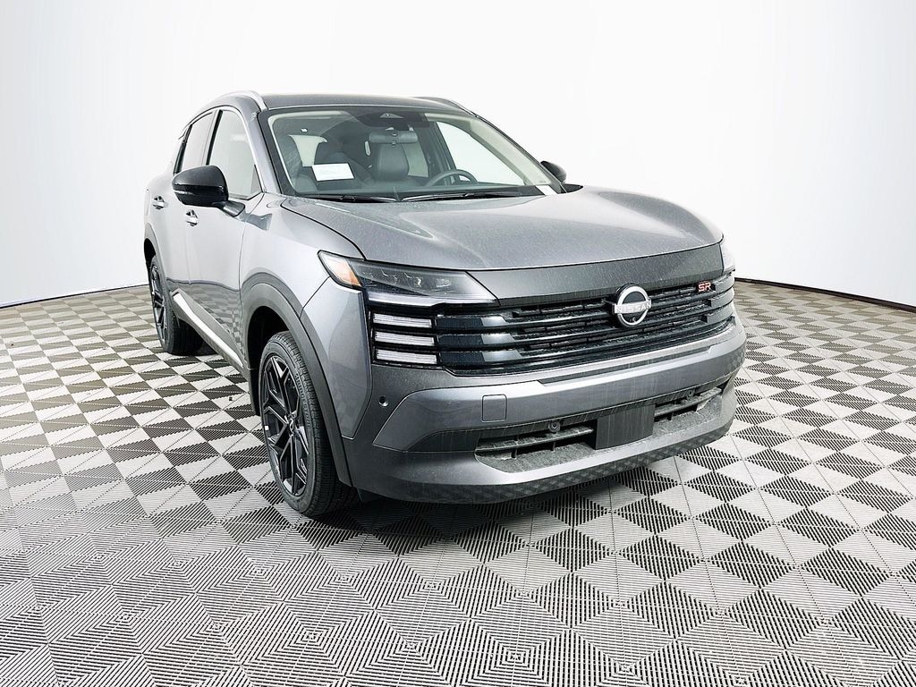 New 2026 Nissan Kicks SR SUV
