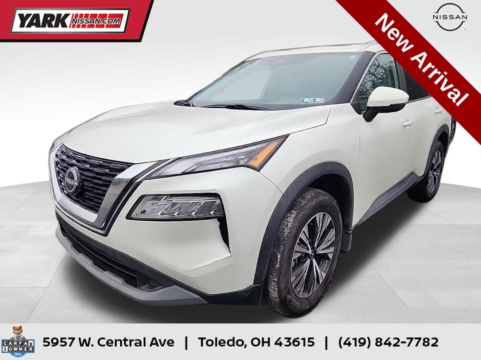 2023 Nissan Rogue SV's photo