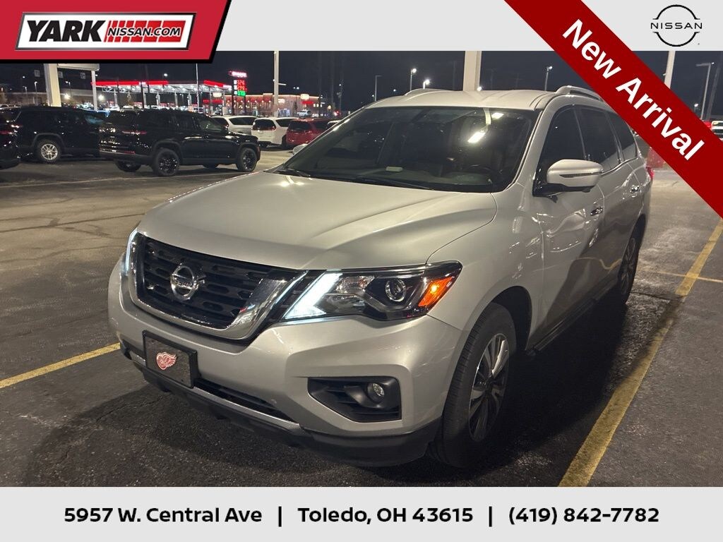 Used 2020 Nissan Pathfinder SL SUV