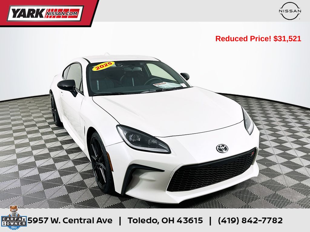 2025 Toyota GR86 Premium's photo