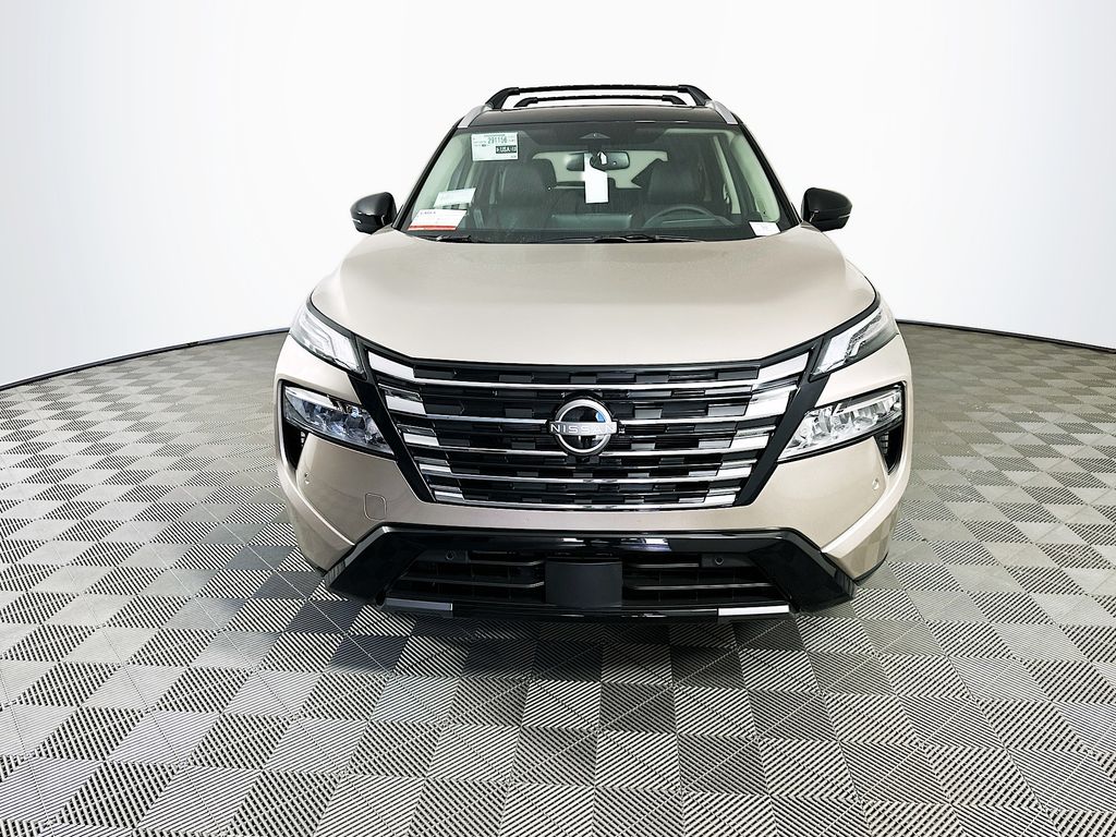2026 Nissan Rogue Platinum photo 3