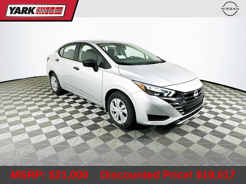 2025 Nissan Versa Sedan S's photo