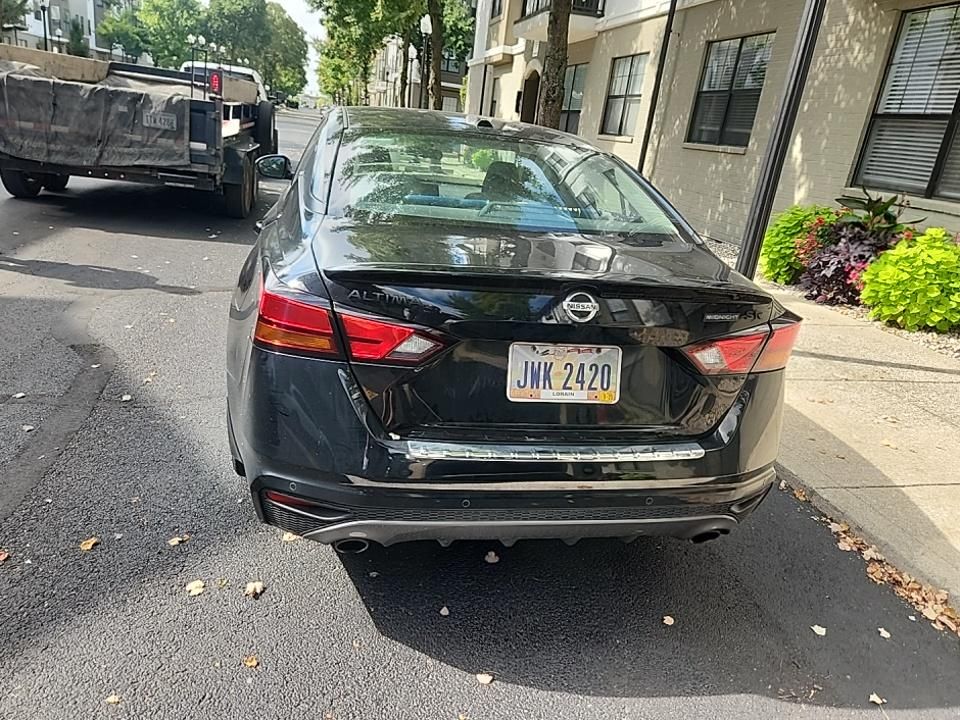 2022 Nissan Altima 2.5 SR photo 4