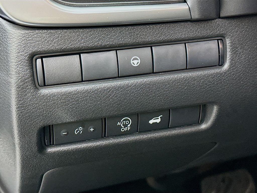 2026 Nissan Rogue SV - Photo 15