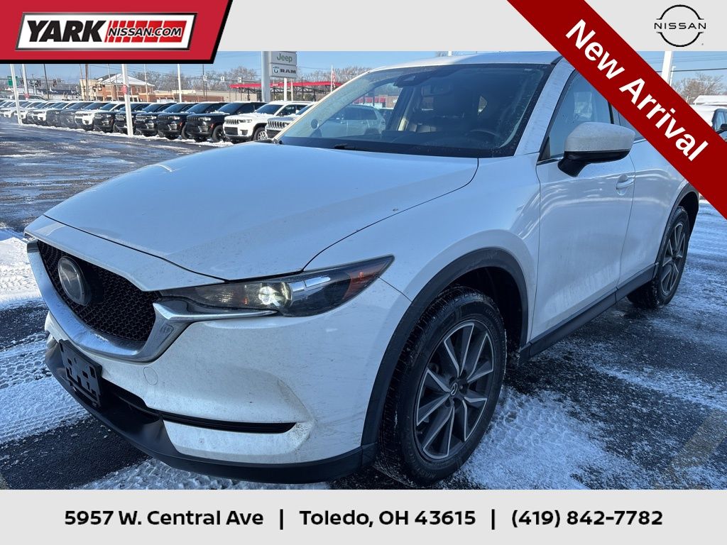 2018 Mazda CX-5 Touring's photo