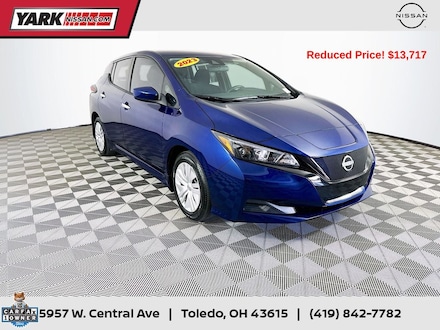 2023 Nissan LEAF S Hatchback