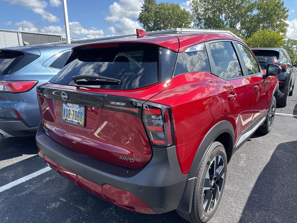2025 Nissan Kicks SV photo 3
