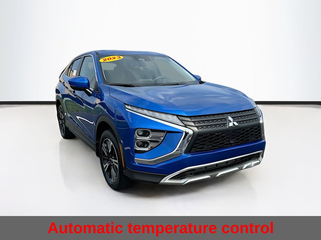 2023 Mitsubishi Eclipse Cross SE photo 2