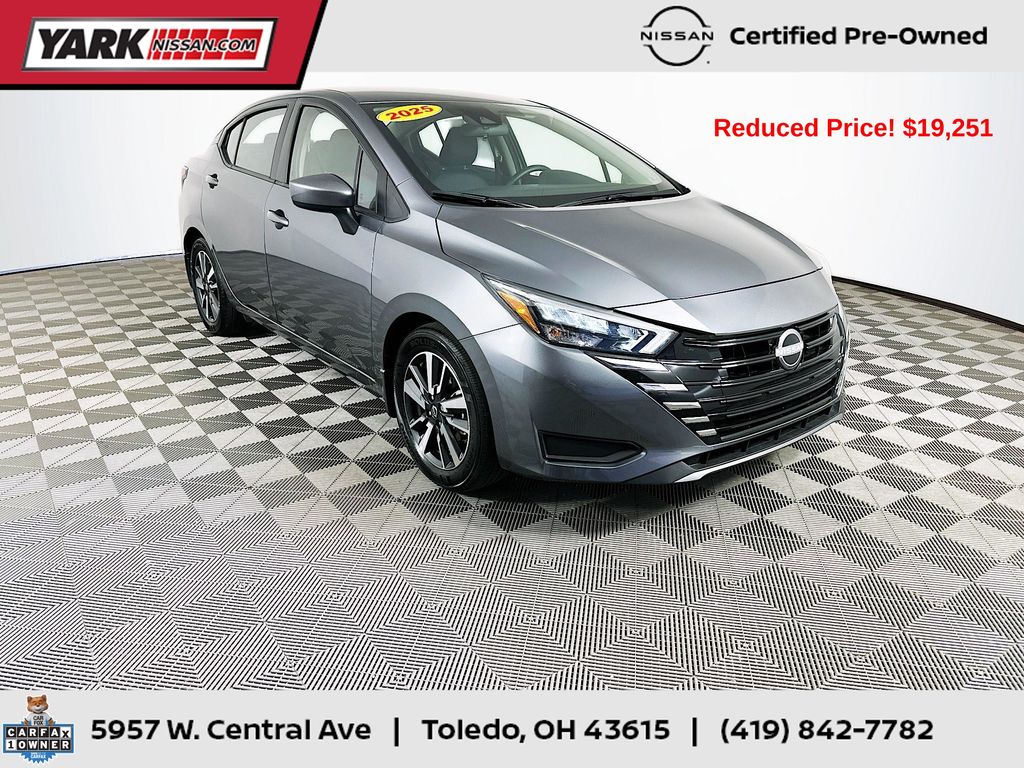 2025 Nissan Versa Sedan SV