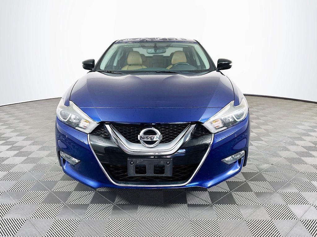 2016 Nissan Maxima SR photo 3