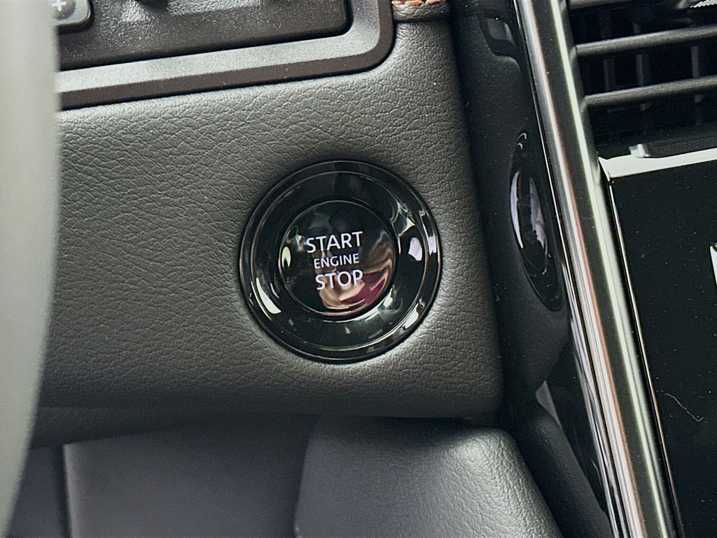 2026 Nissan Armada PRO-4X - Photo 20